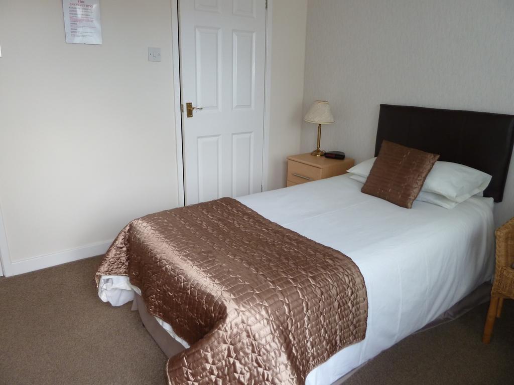 The Winsford Lodge ภายนอก รูปภาพ